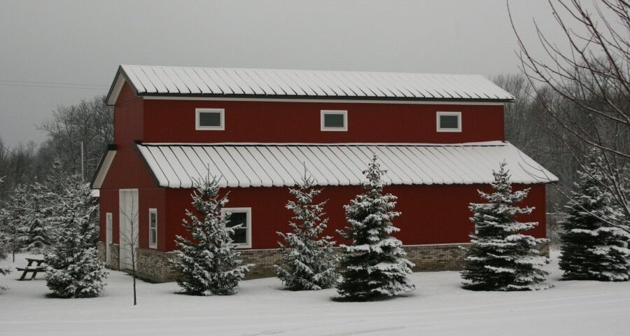 Modern galvanized steel barndominiums in Richwood, Texas offer a unique blend of style and durability